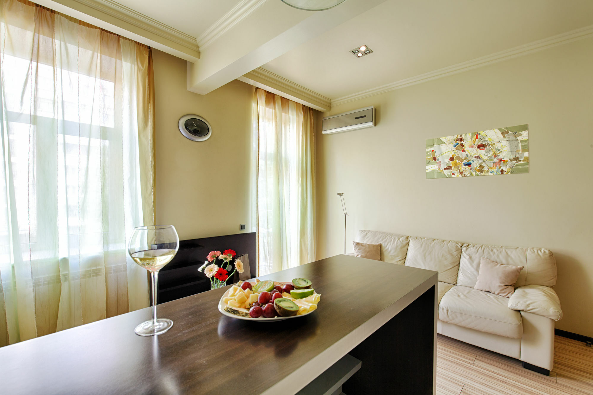 Boutique Apart-Hotel Sherborne Kiev Eksteriør billede